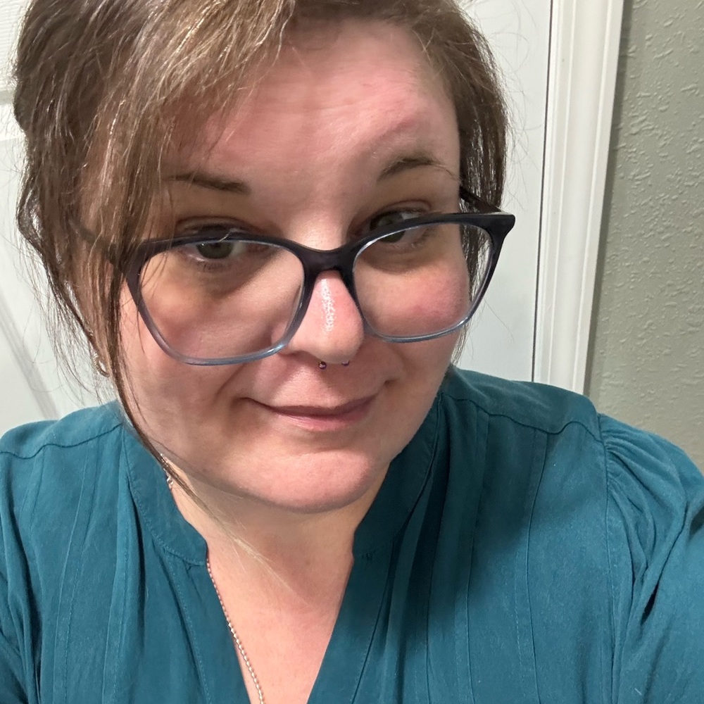 Meet your Posher, Stevie-Leigh